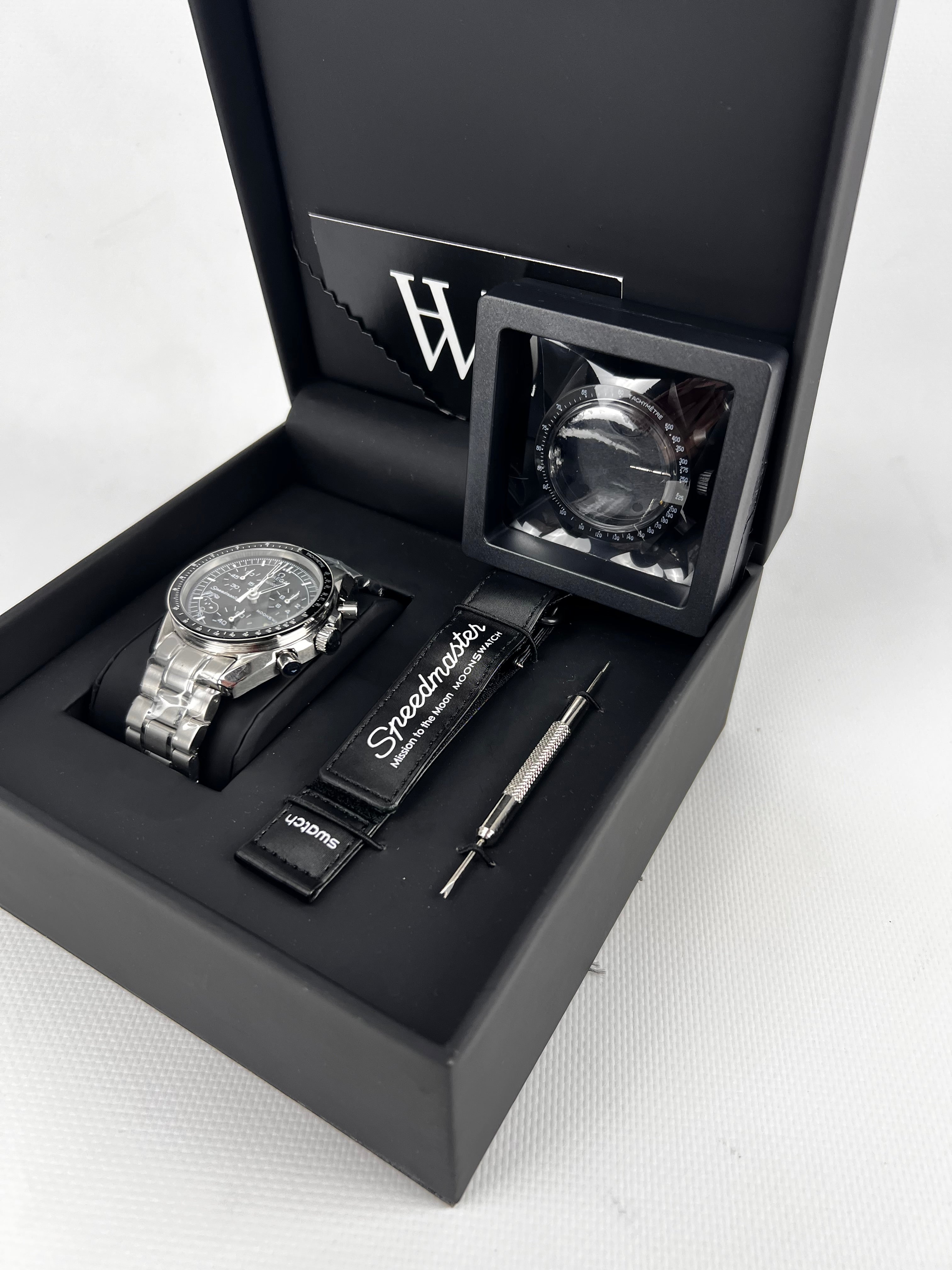 Omega x Swatch Mission to Moon black snoopy Steel mod by HW Design