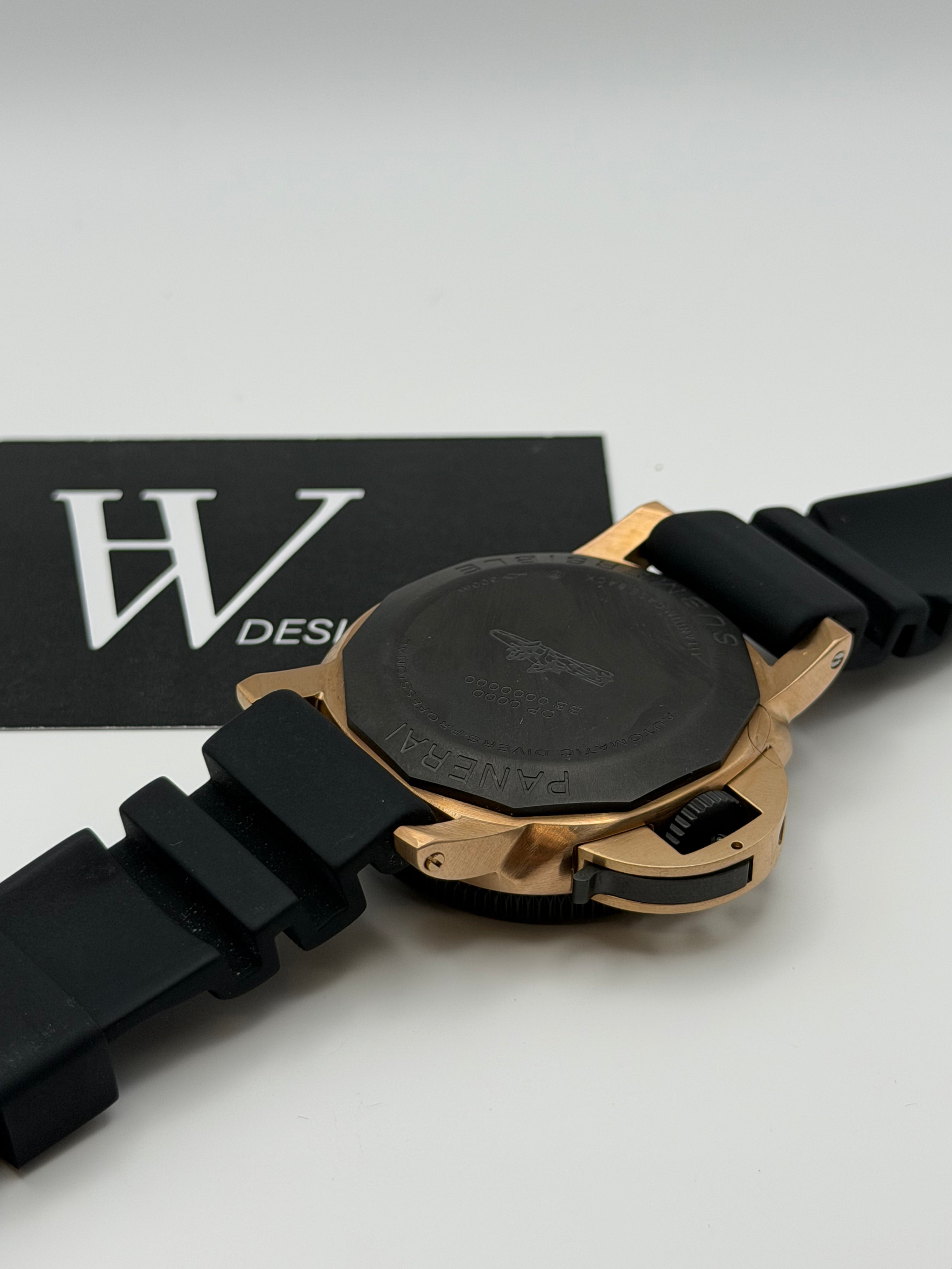 Paneiko Submersible Two tone Black | HW Design