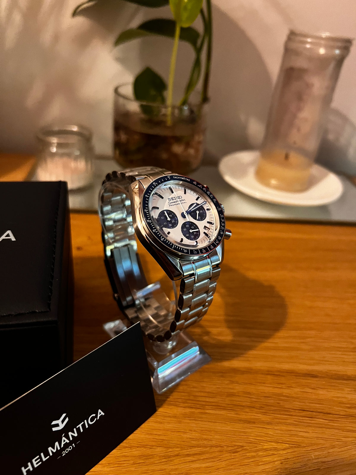 Omeiko Speedmaster Snoopy Blue de HW Design, cronógrafo de 41 mm con esfera azul, caja de acero 316L y cristal acrílico