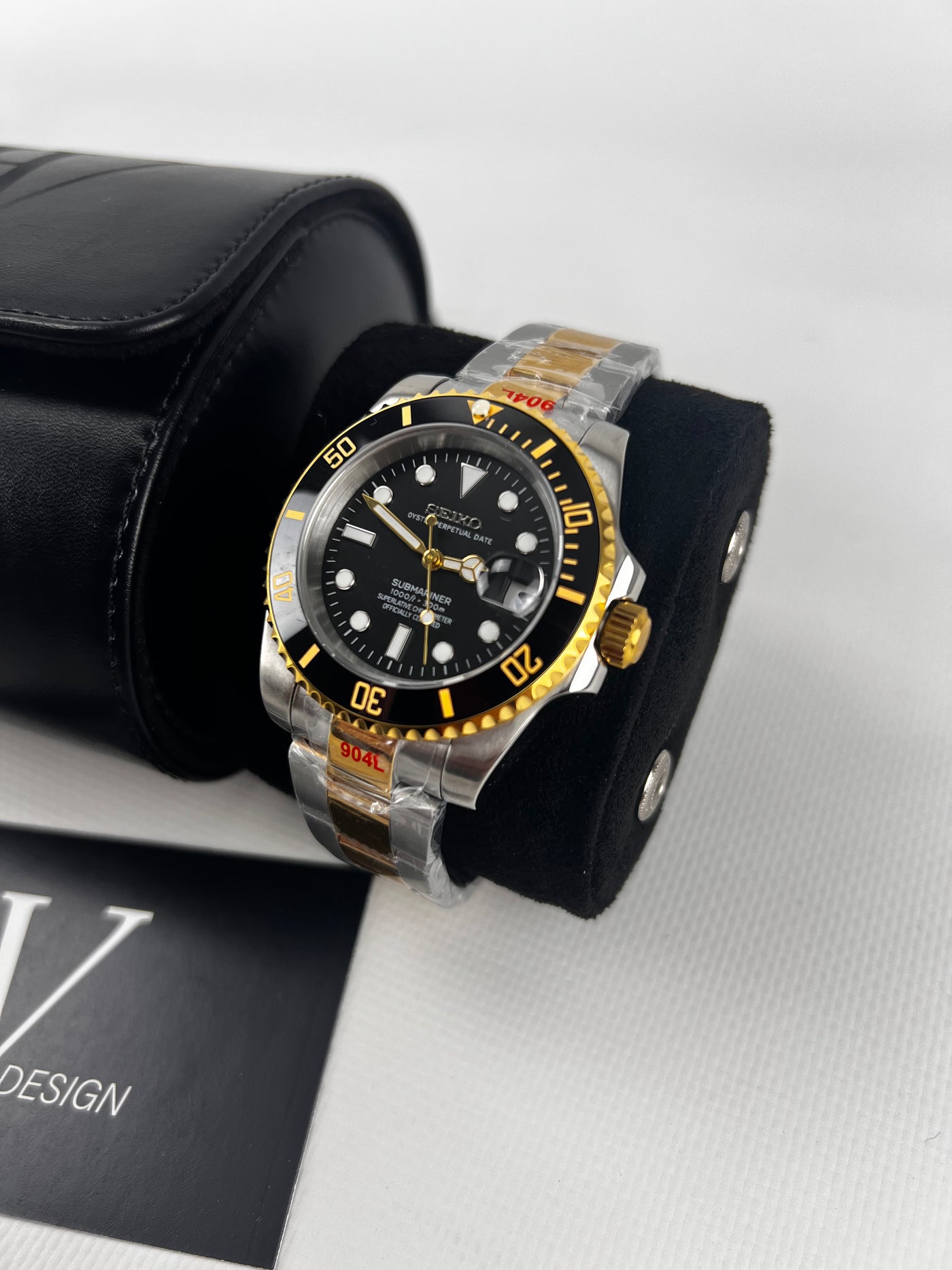Seikmariner Two tones Black de HW Design, reloj diver de 40 mm con esfera negra, bicolor en acero y oro, con cristal de zafiro