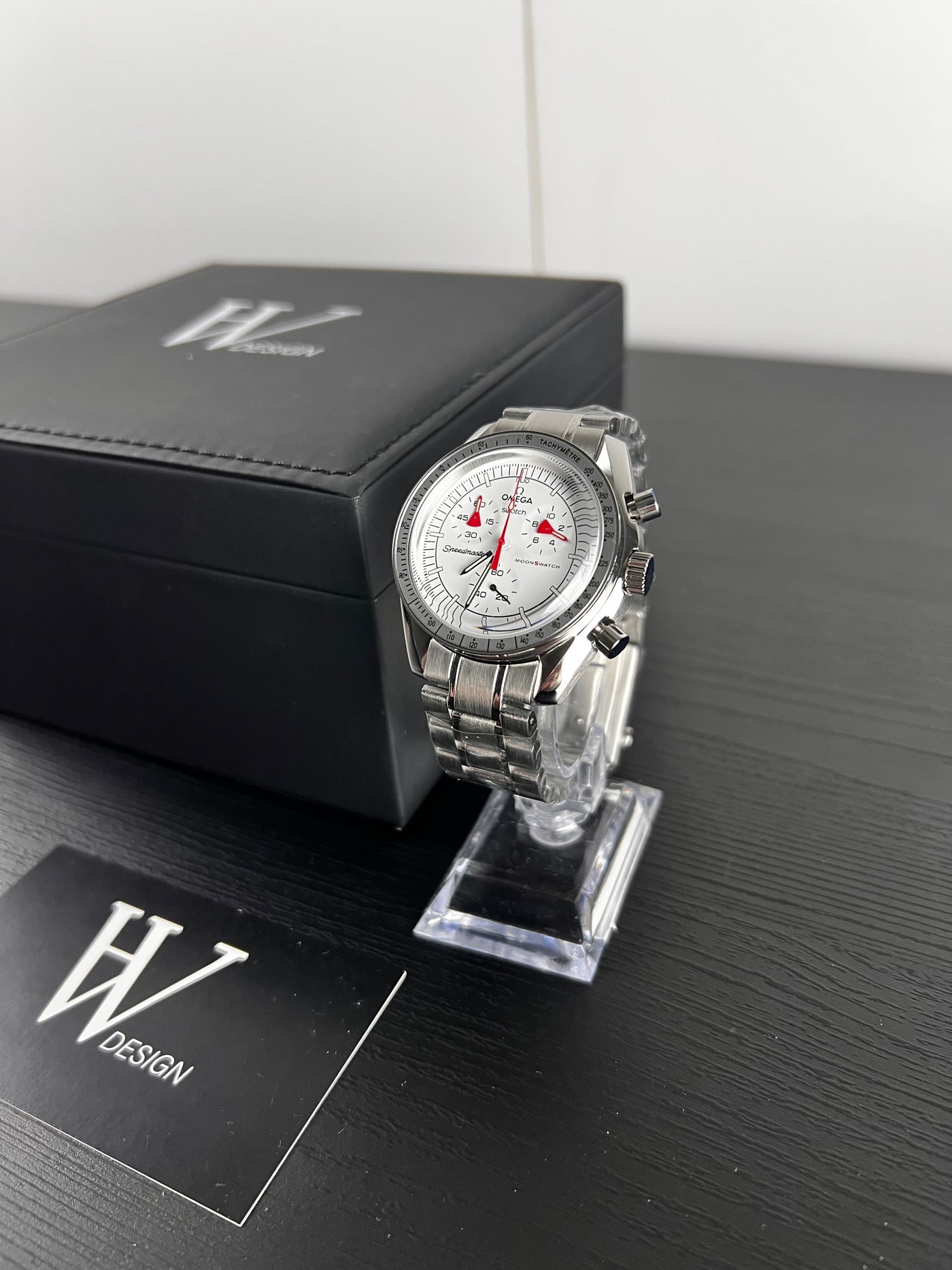 Omega x Swatch Mission to Mars Steel mod de HW Design, cronógrafo de 42 mm con esfera roja, caja de acero 316L y cristal de zafiro
