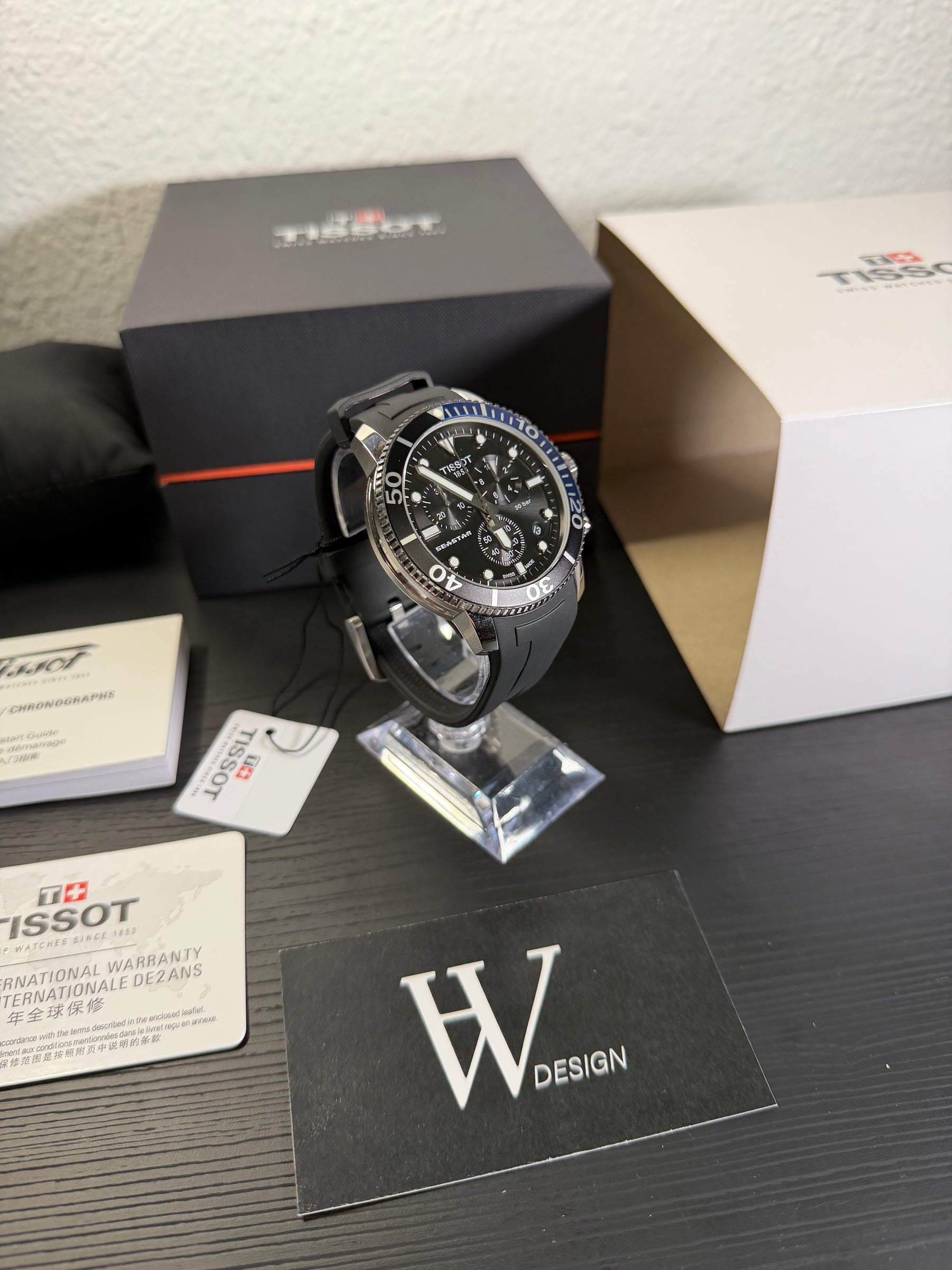Tissot Seastar 1000 Chronograph, cronógrafo diver de 45 mm con caja de acero 316L y cristal de zafiro