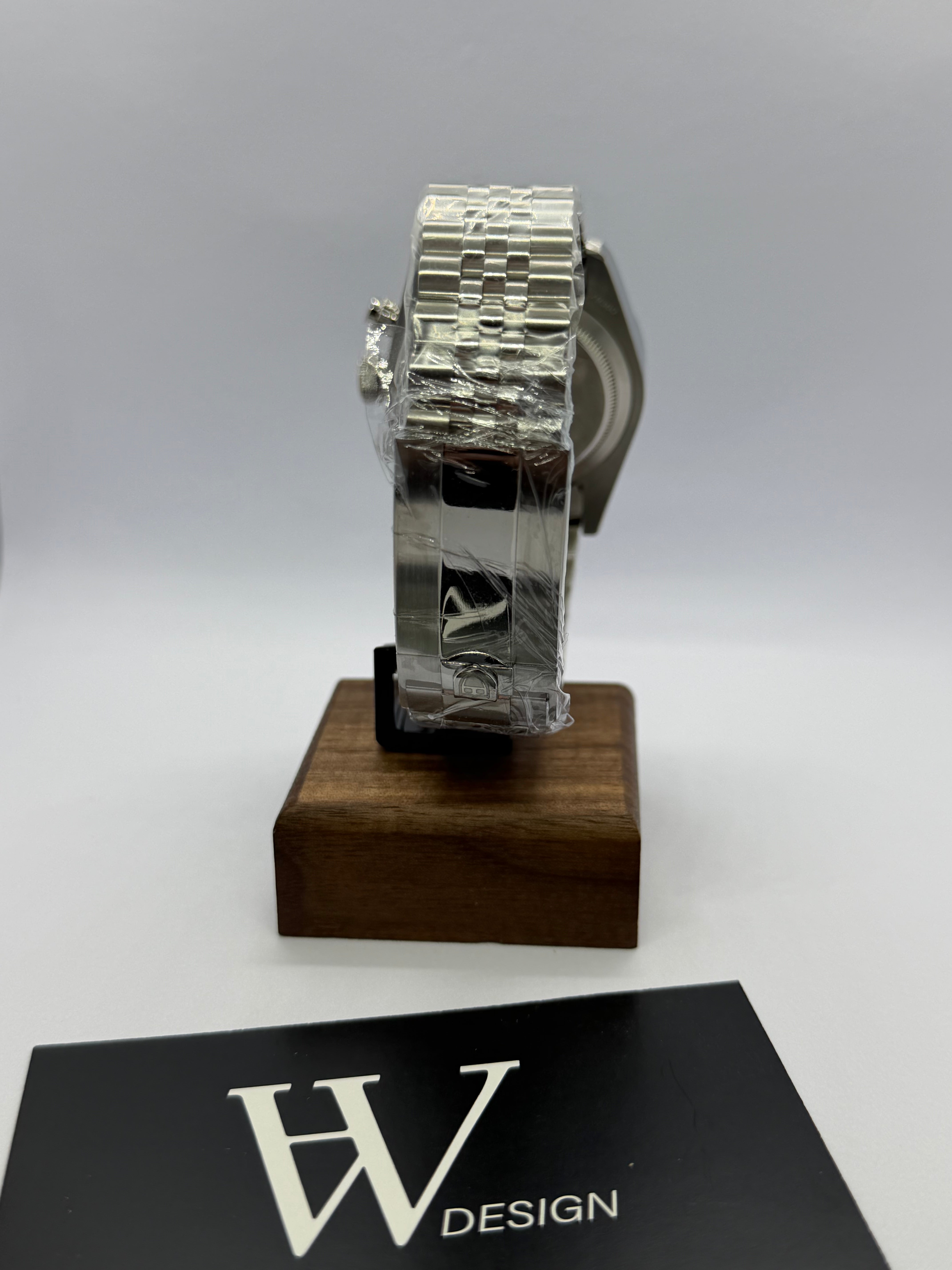 Tudeiko Chrono Tiffany | HW Design