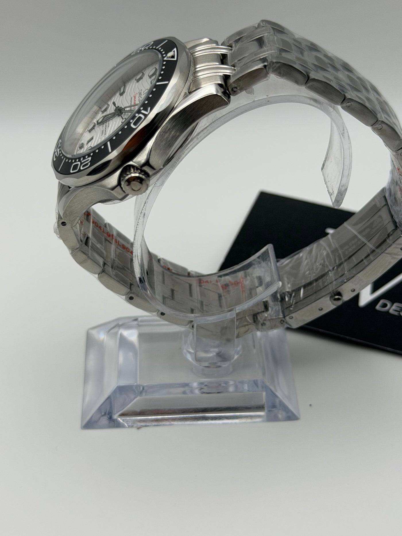Seikomaster Classic White de HW Design, reloj diver de 41 mm con esfera blanca, caja de acero 316L y cristal de zafiro