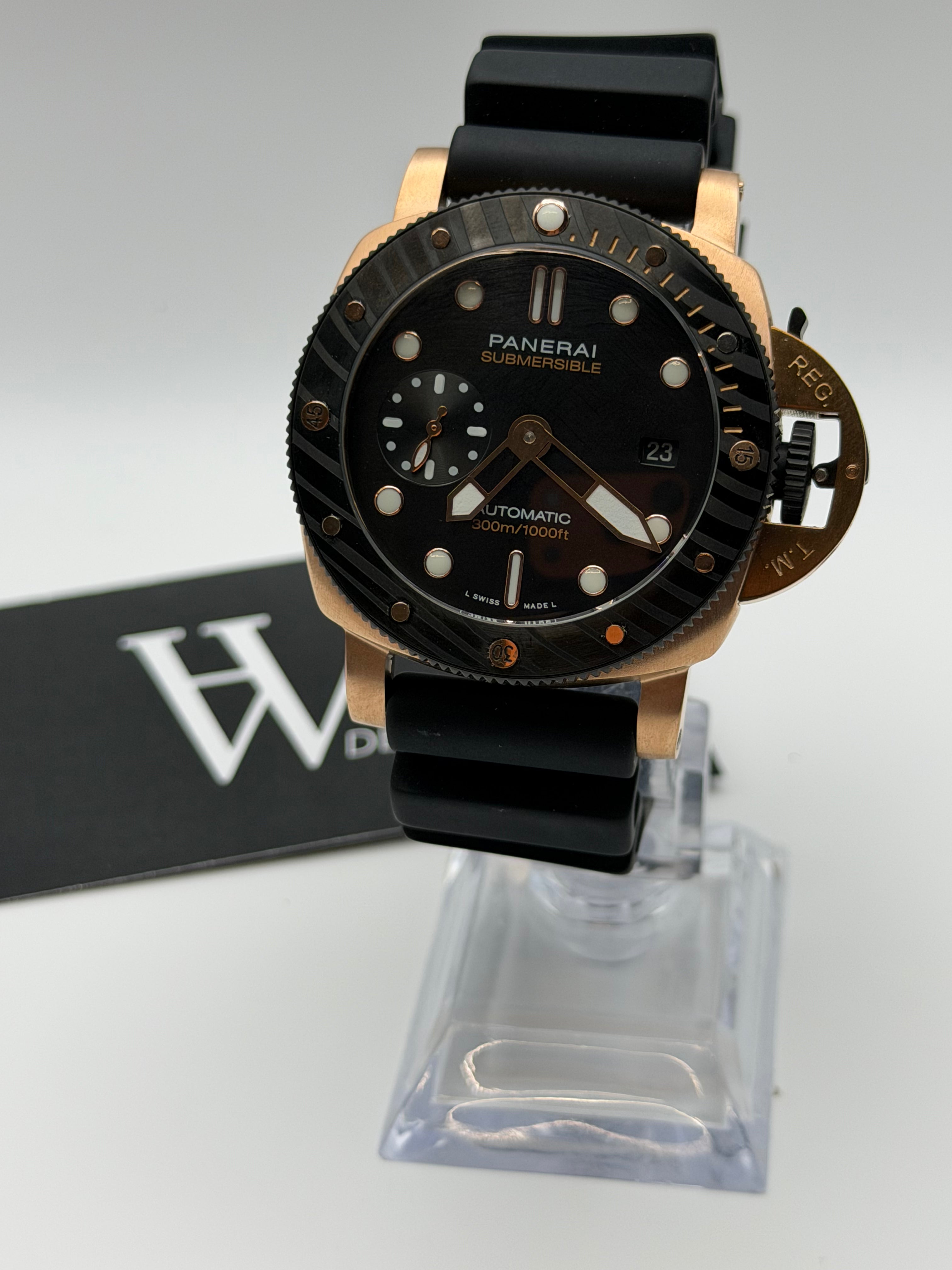 Paneiko Submersible Two tone Black | HW Design