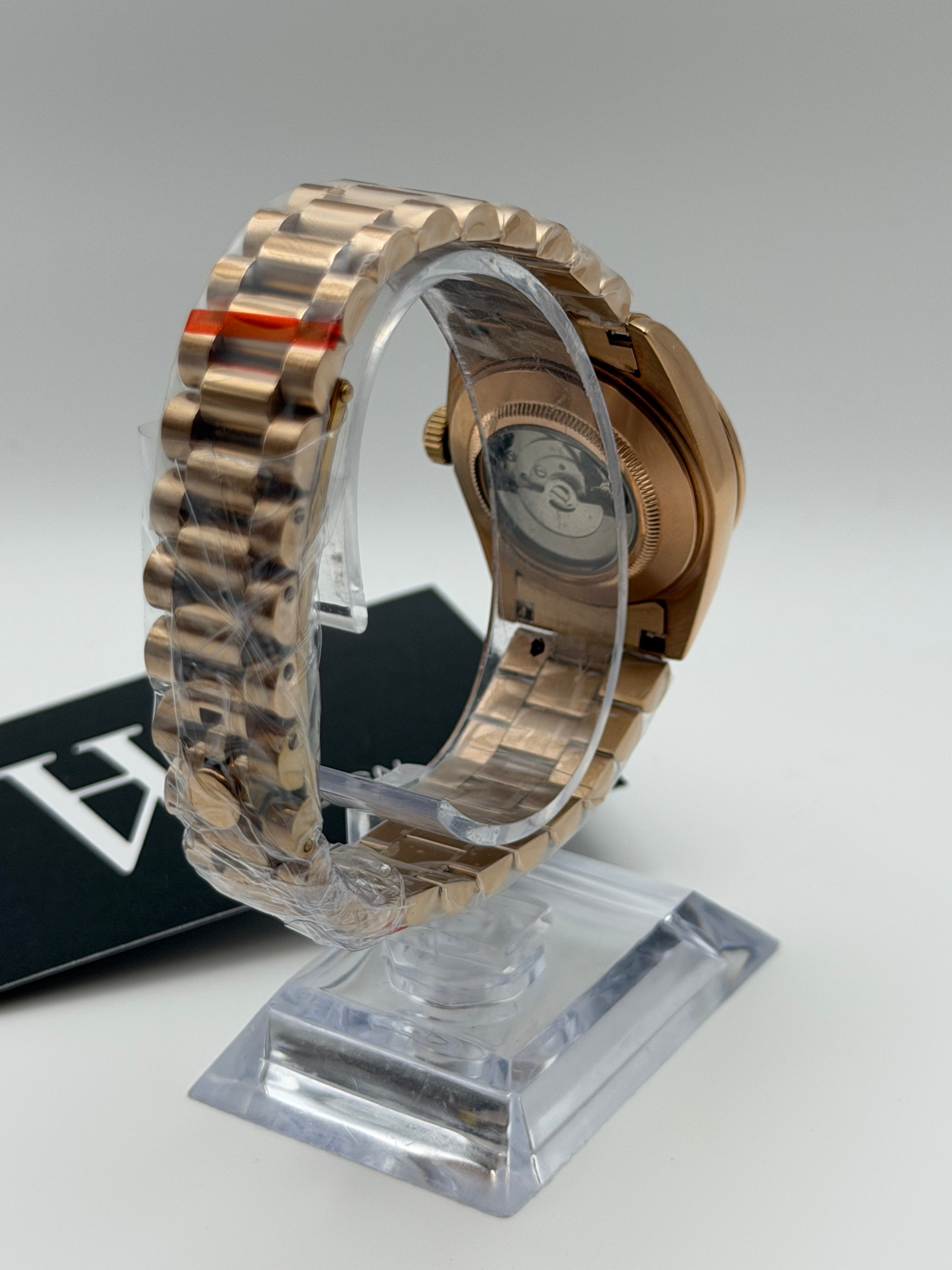 Lady Dateko Rose Gold Mother of Pearl (GEM)